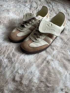 Adidas Sambas